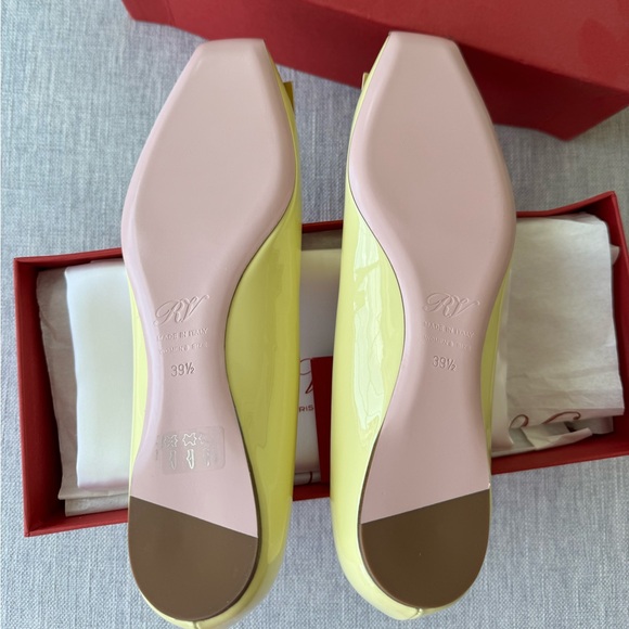 NEW Roger Vivier QUADRATA Trompette Metal Buckle Ballerinas flats, light yellow - Picture 5 of 8